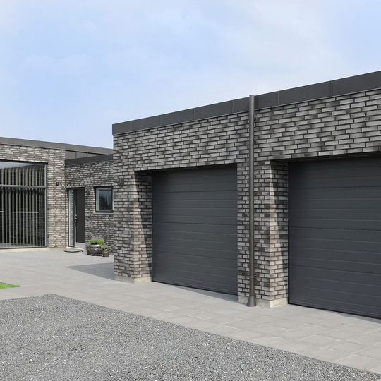 Garageport Lindab Basic - Takskjutport Antracitgrå, 2540 x 2140 mm